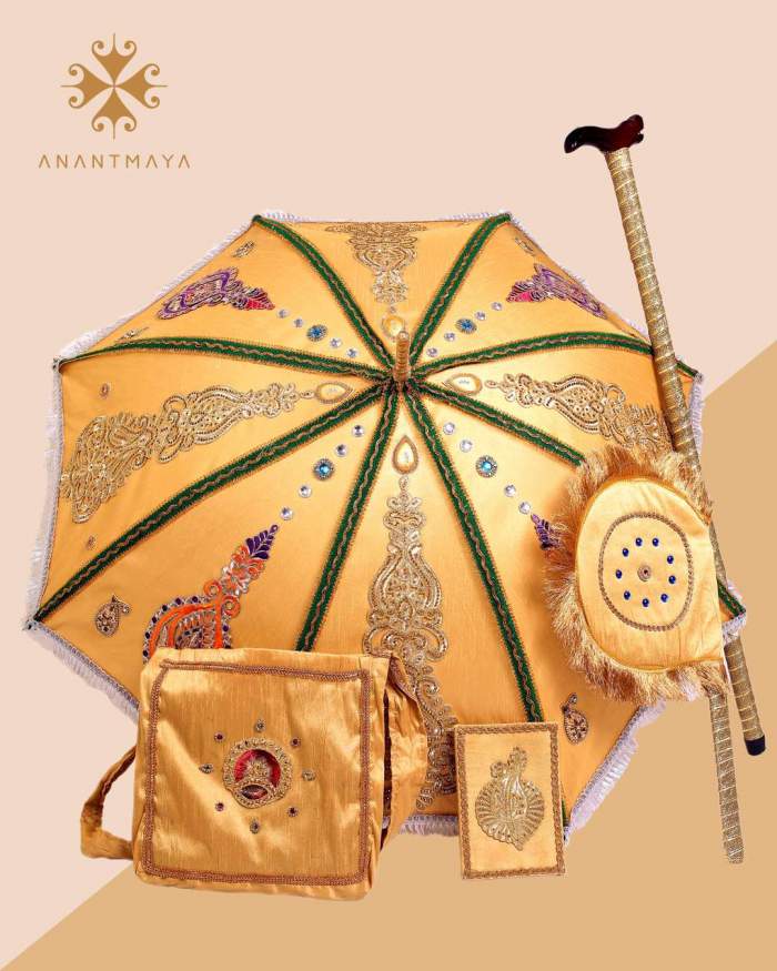 Gold Colour Decorative Kasi Yatra Set For Wedding