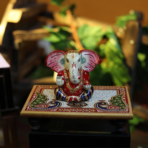 Wedding return gift Ganesh idol.