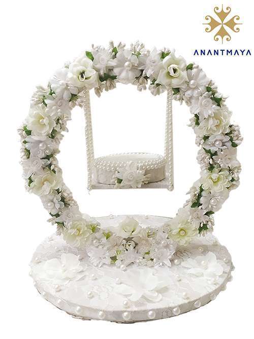 engagement ring tray decoration with flowers